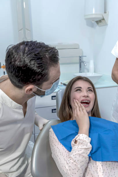 Best Emergency Broken Tooth Repair in Roseburg, OR